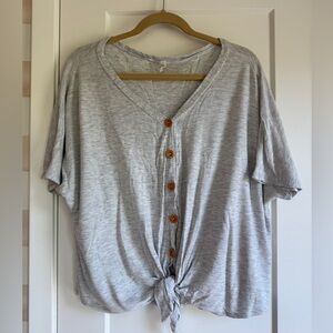 Pinkblush Maternity Light Gray Button-Front Short Sleeve Tie-Hem Top